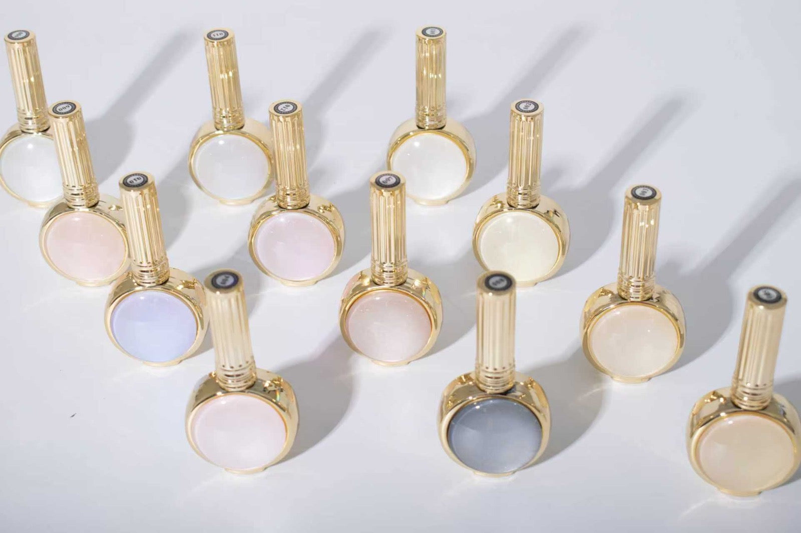 Pearl Thread 18ml Gel Polish Collection – 12 Colors + Display